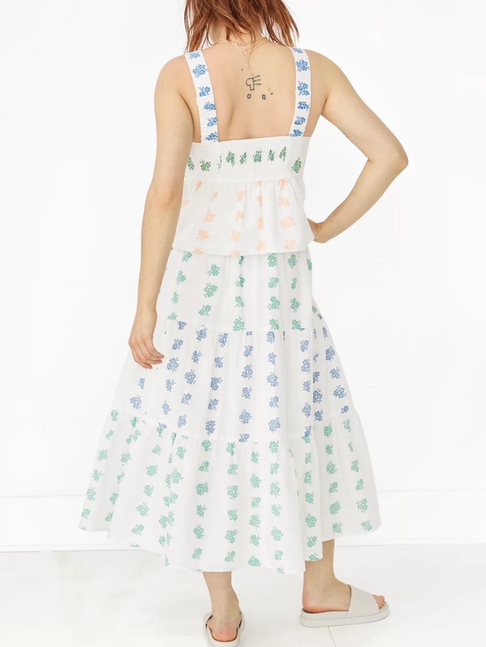 American Eagle Tiered Maxi Skirt Blue & Green Floral Pattern on White XL NWT - Picture 4 of 8